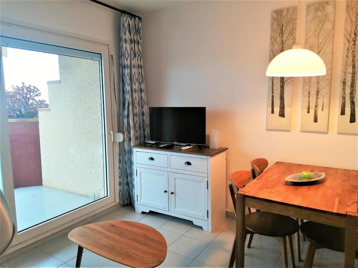 2166 Rocmar 1 4-C, Excelente Situacion Frente Al Puerto Pesquero Y Con Vista A La Bahia. Gran Terraza. Gran Parking Publico Delante. - Es-258-30 Apartment Roses Luaran gambar