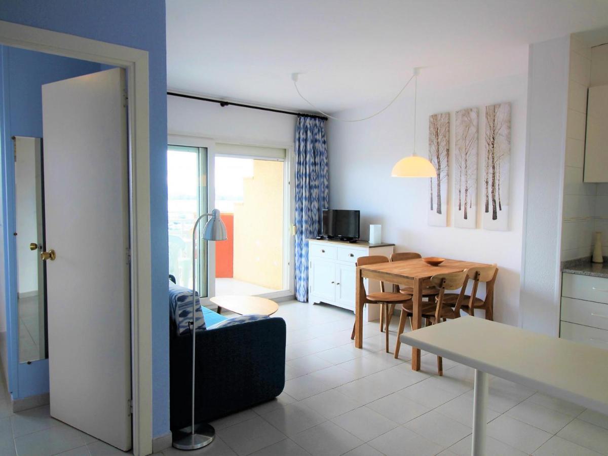 2166 Rocmar 1 4-C, Excelente Situacion Frente Al Puerto Pesquero Y Con Vista A La Bahia. Gran Terraza. Gran Parking Publico Delante. - Es-258-30 Apartment Roses Luaran gambar